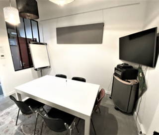 Bureau privé 20 m² 4 postes Coworking Rue Martel Paris 75010 - photo 1